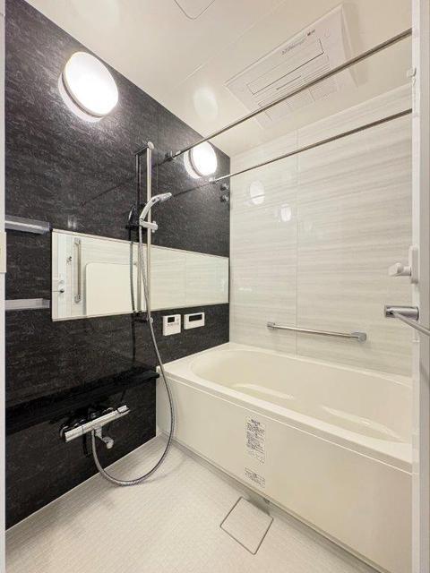 バス・シャワールーム　浴室
