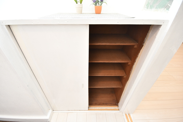 収納　シューズボックス