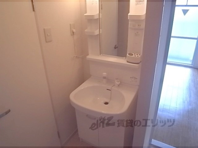 洗面設備　独立洗面台