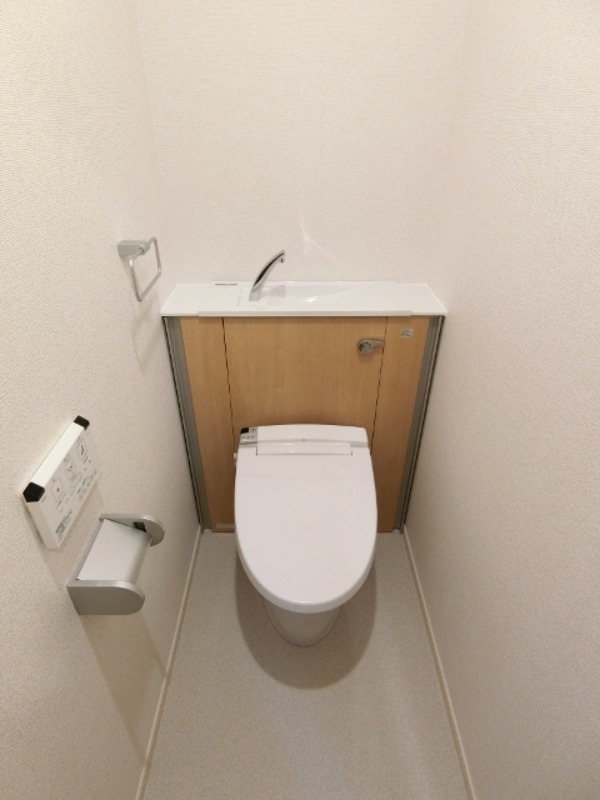 トイレ　図面と現状に相違がある場合には現状を優先