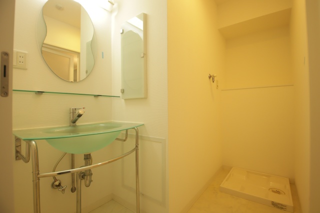 洗面設備　※別室の参考写真の為、現況優先です。