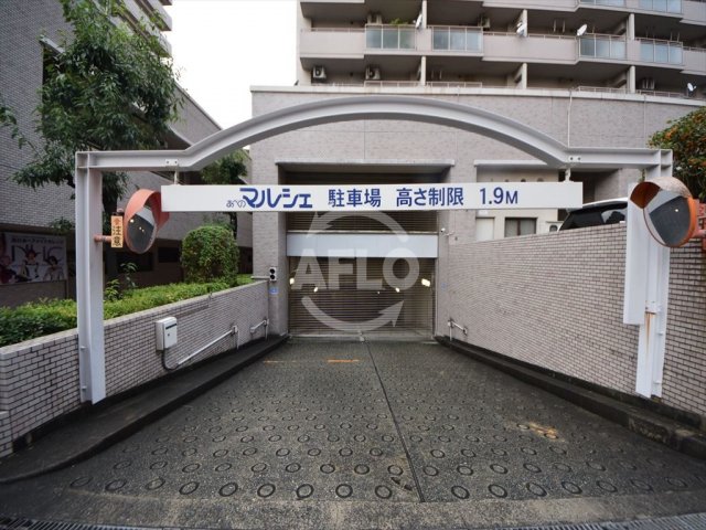 駐車場　あべのマルシェ東館　駐車場