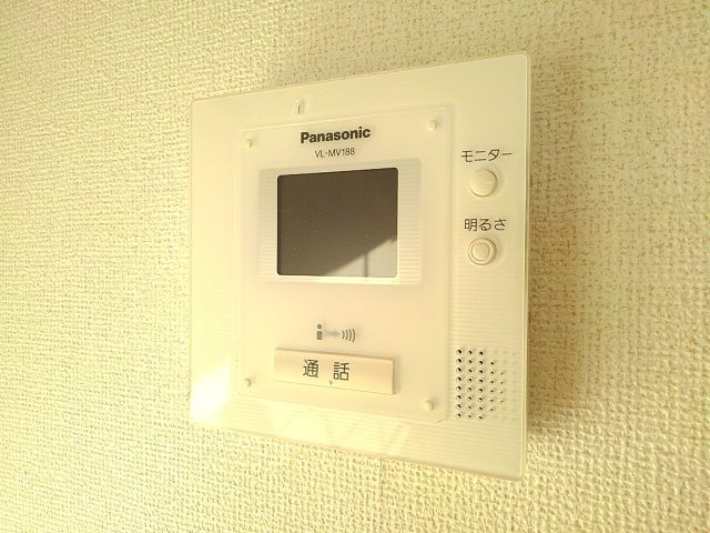 アルバータVIのその他写真