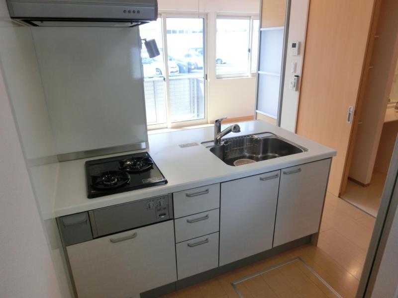 キッチン　同タイプの写真です。