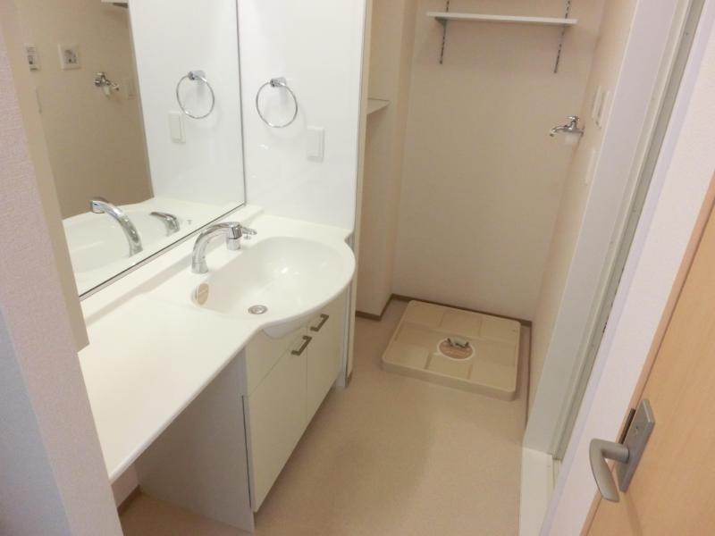 洗面設備　同タイプの写真です。