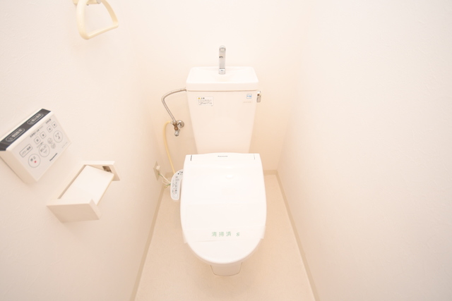 トイレ　トイレ