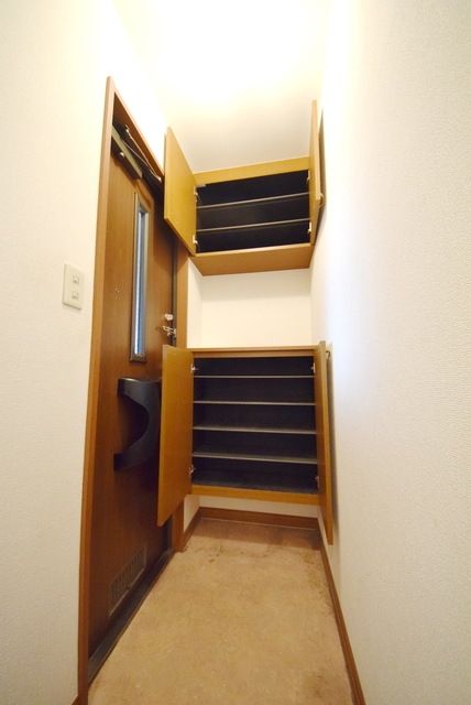 玄関　シューズボックス♪