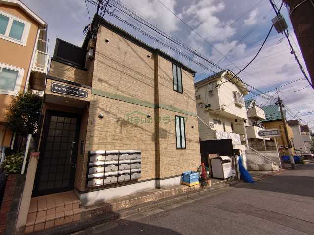 建物外観　ライフピアアモール