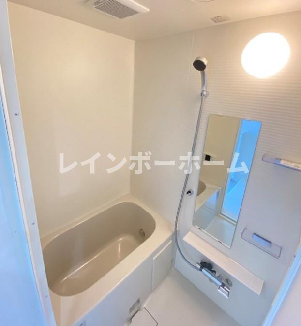 バス・シャワールーム　きれいなお風呂です