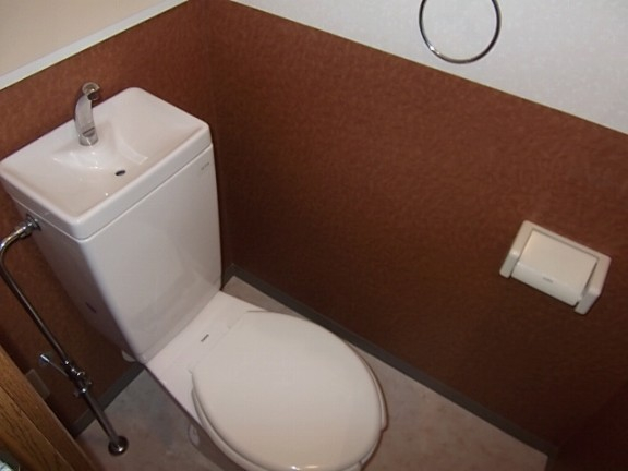 トイレ　「個別タイプのトイレ」