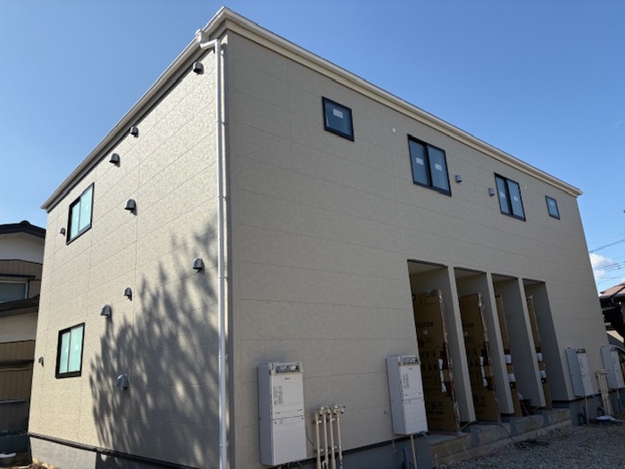 建物外観　建築中