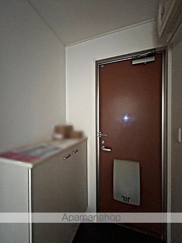 Bonheur Hの玄関写真