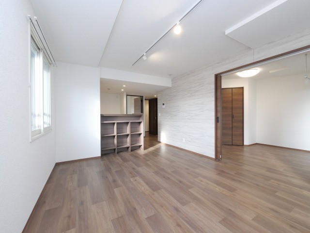 居室・リビング　他号室