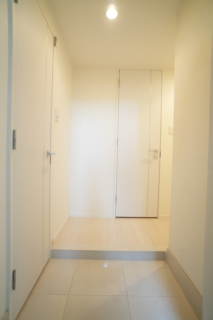 玄関　２０２５年３月撮影