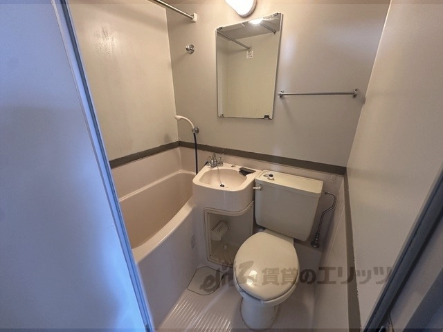 バス・シャワールーム　ユニットバス