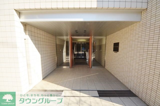 エントランス　エントランス