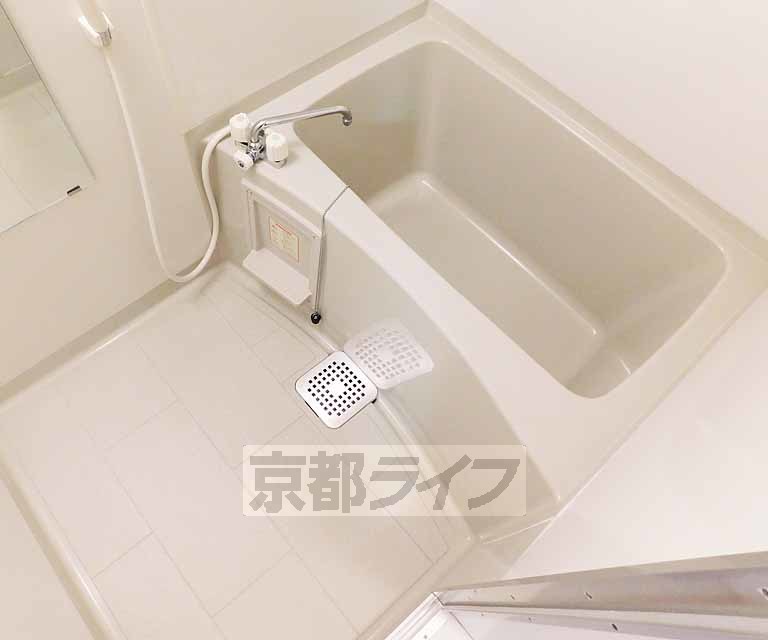 バス・シャワールーム　お掃除しやすいお風呂です！