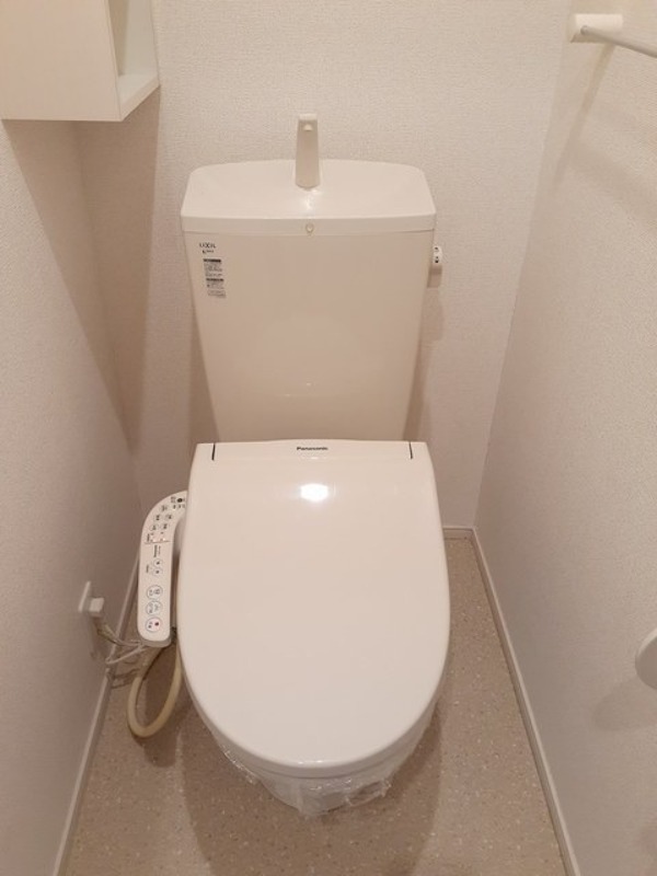 トイレ　図面と現状に相違がある場合には現状を優先