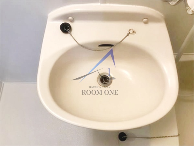 洗面設備　洗面台です。
