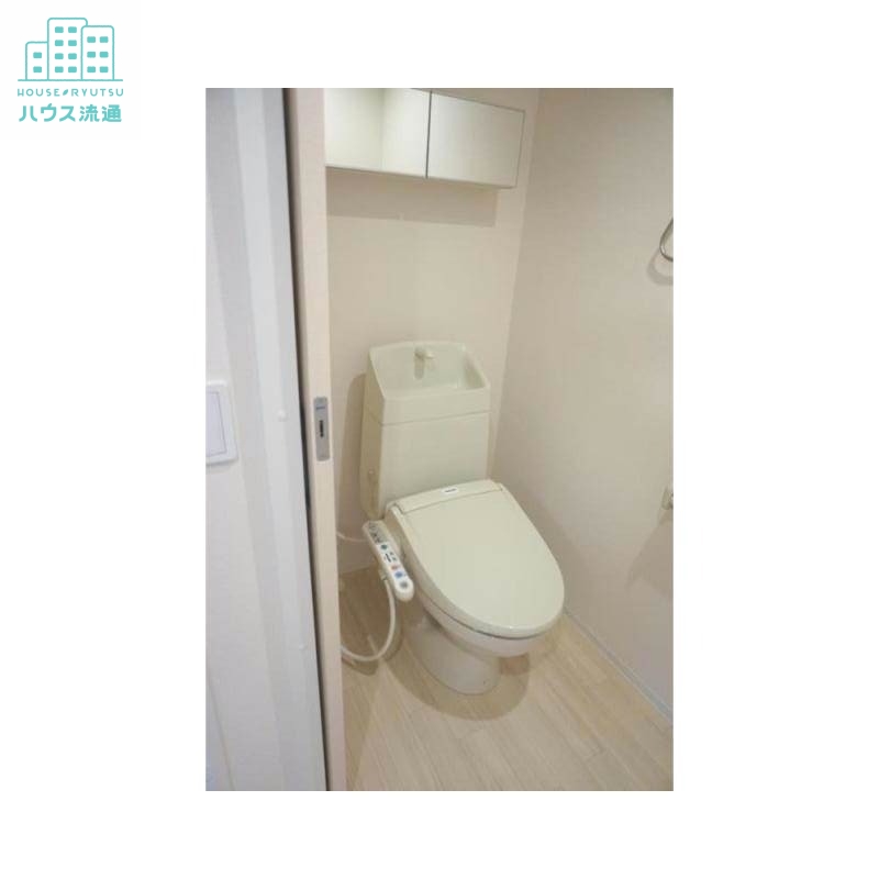 トイレ　※別号室の写真になります。