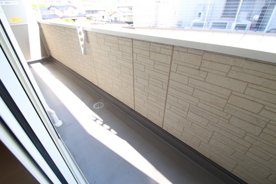 バルコニー　※別部屋の写真です