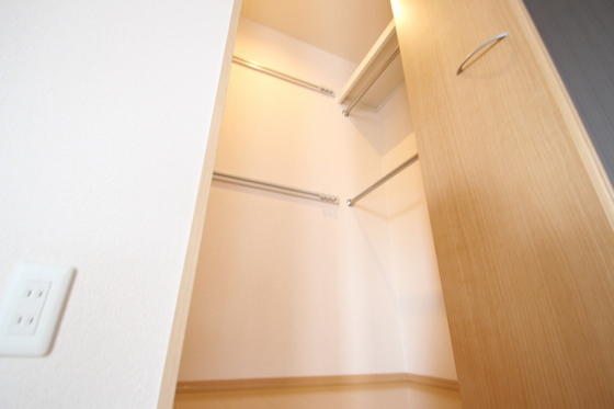 収納　※別部屋の写真です