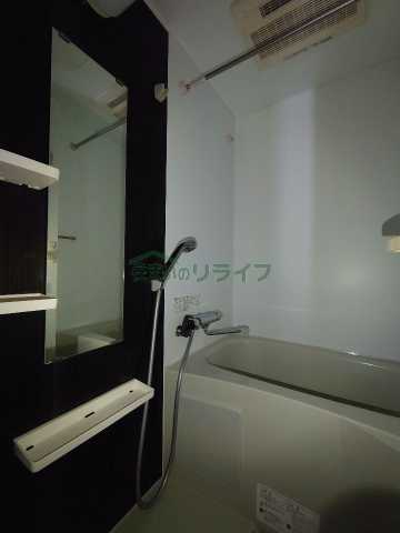 バス・シャワールーム　別階同間取り参考写真