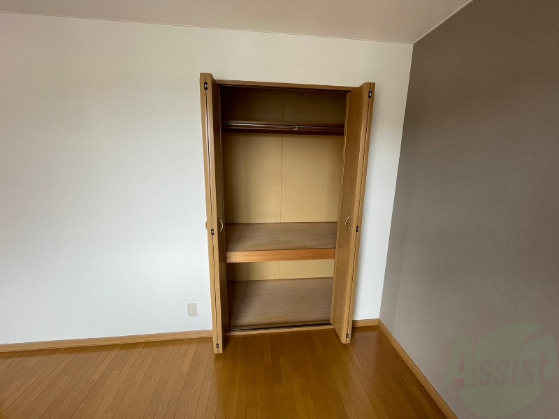 収納　収納もバッチリあるのでお部屋が片付きますよ！