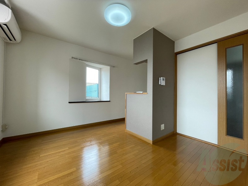 居室・リビング　広くてキレイなＬＤＫが広がっていて、充実した生活が送れそう。