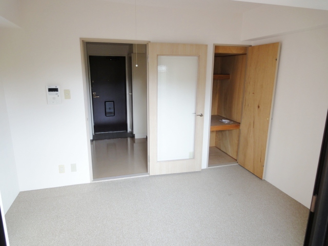 収納　同物件別号室のものです。