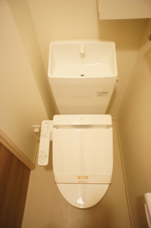 トイレ　図面と現状に相違がある場合には現状を優先