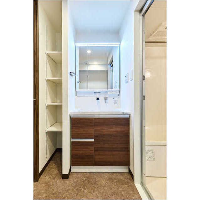 洗面設備　洗面所です