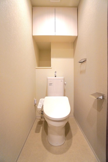 トイレ　※写真は同タイプ住戸です。