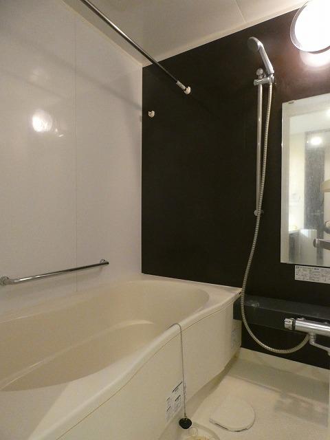 バス・シャワールーム　バス※別部屋参考写真