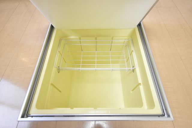 収納　床下収納