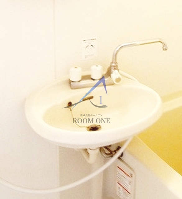 洗面設備　洗面台です。