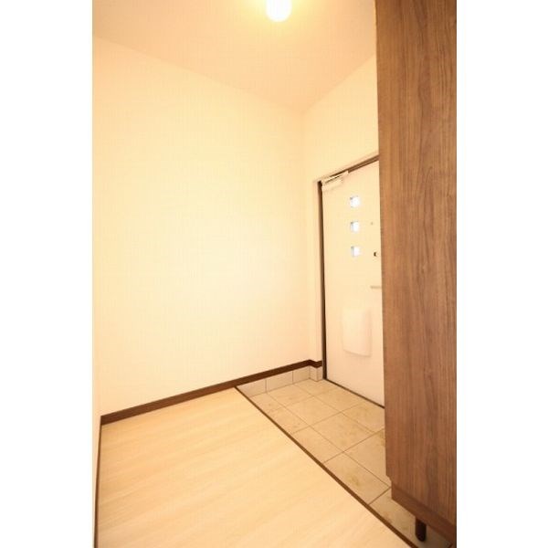 玄関　参考写真