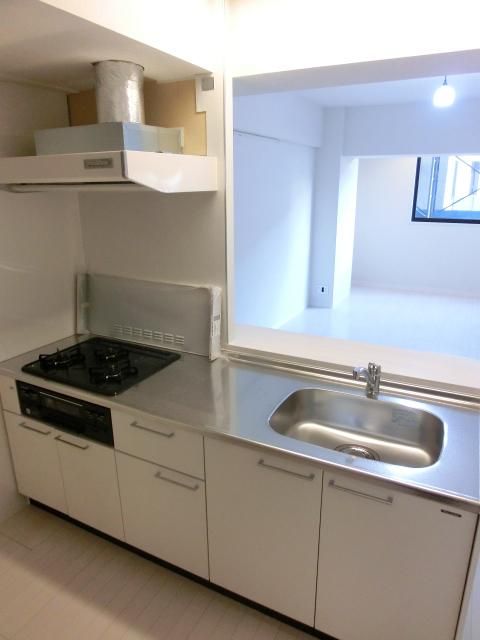 キッチン　３口システムキッチン