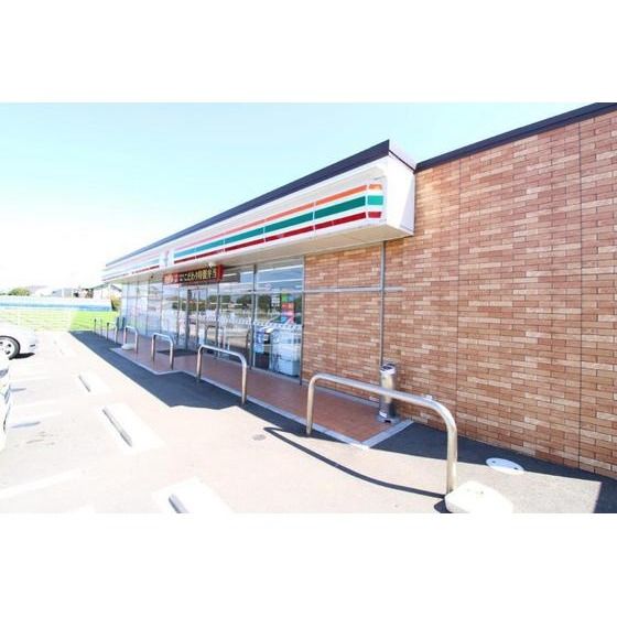 コンビニ　セブンイレブン大村黒丸町店（コンビニ）まで400m