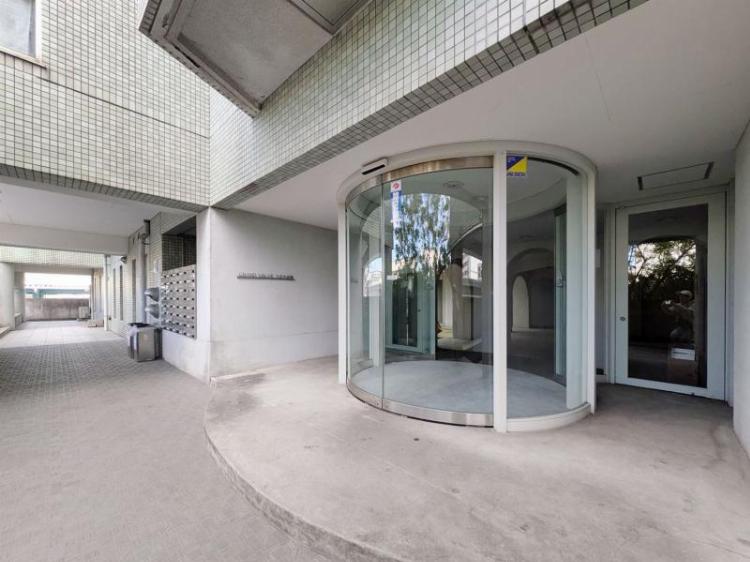 エントランス　エントランス