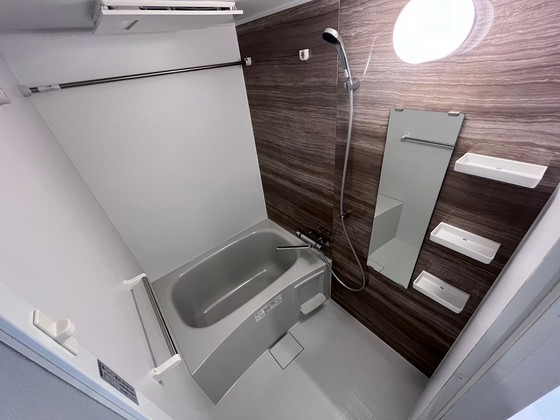 バス・シャワールーム　※別部屋の写真です