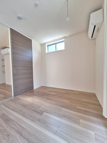 その他部屋・スペース　★明るいフローリングの角部屋です★