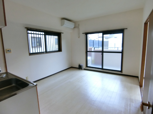 居室・リビング　リビング