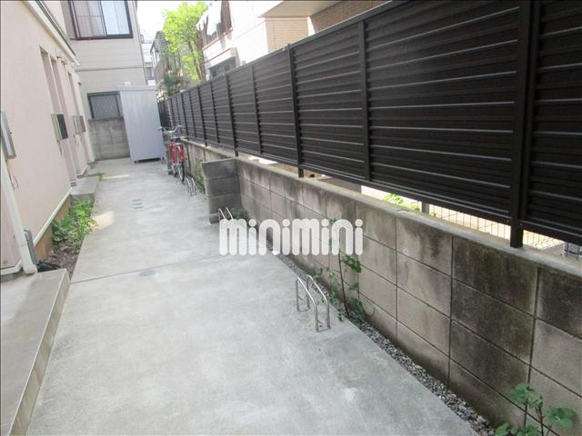 駐車場　駐輪場