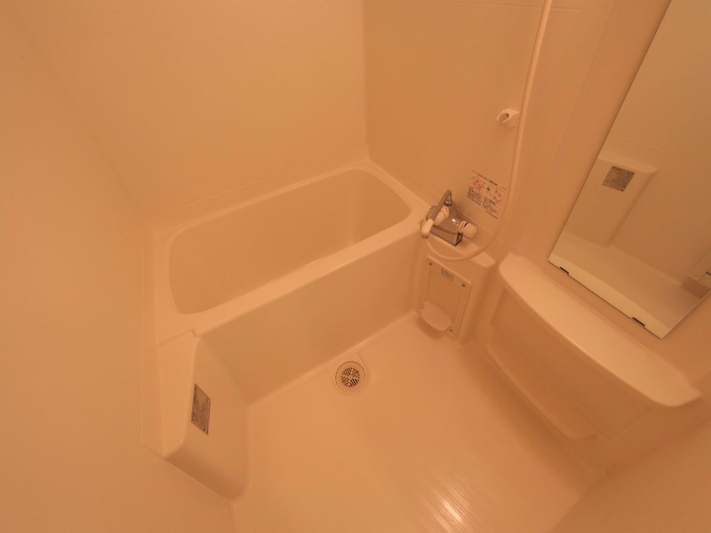 バス・シャワールーム　浴室暖房乾燥機　24時間換気機能付バスルーム