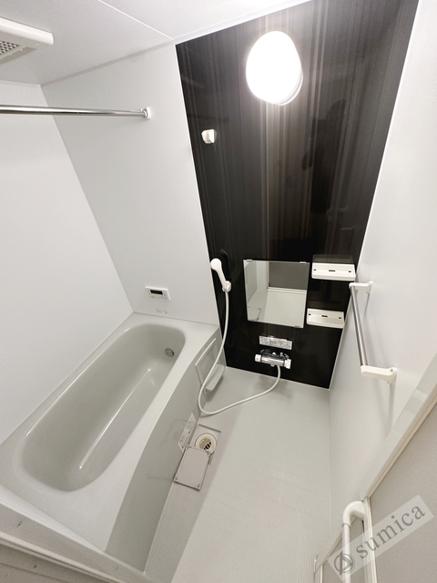 バス・シャワールーム　追い炊き・浴室暖房乾燥機付き♪♪