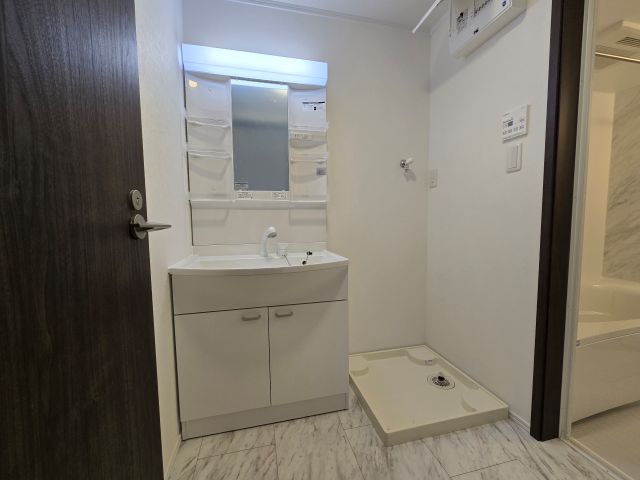 洗面設備　C102号の写真を掲載しております