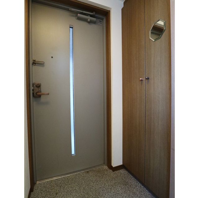 玄関　落ち着いた玄関！