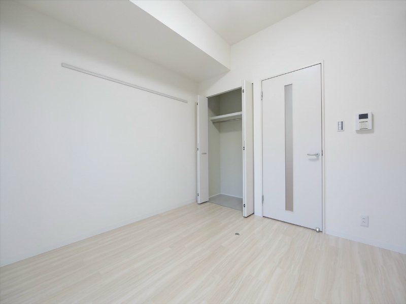 その他部屋・スペース　洋室7.6帖　クローゼット（収納充実してます）