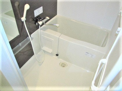 バス・シャワールーム　別号室の写真です
